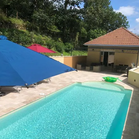 Holiday home Maison Avec Piscine Privee Et Chauffee En Perigord Noir