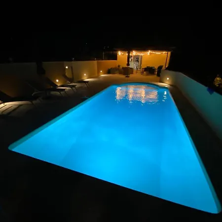 Holiday home Maison Avec Piscine Privee Et Chauffee En Perigord Noir *